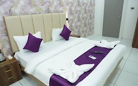 Hotel White House